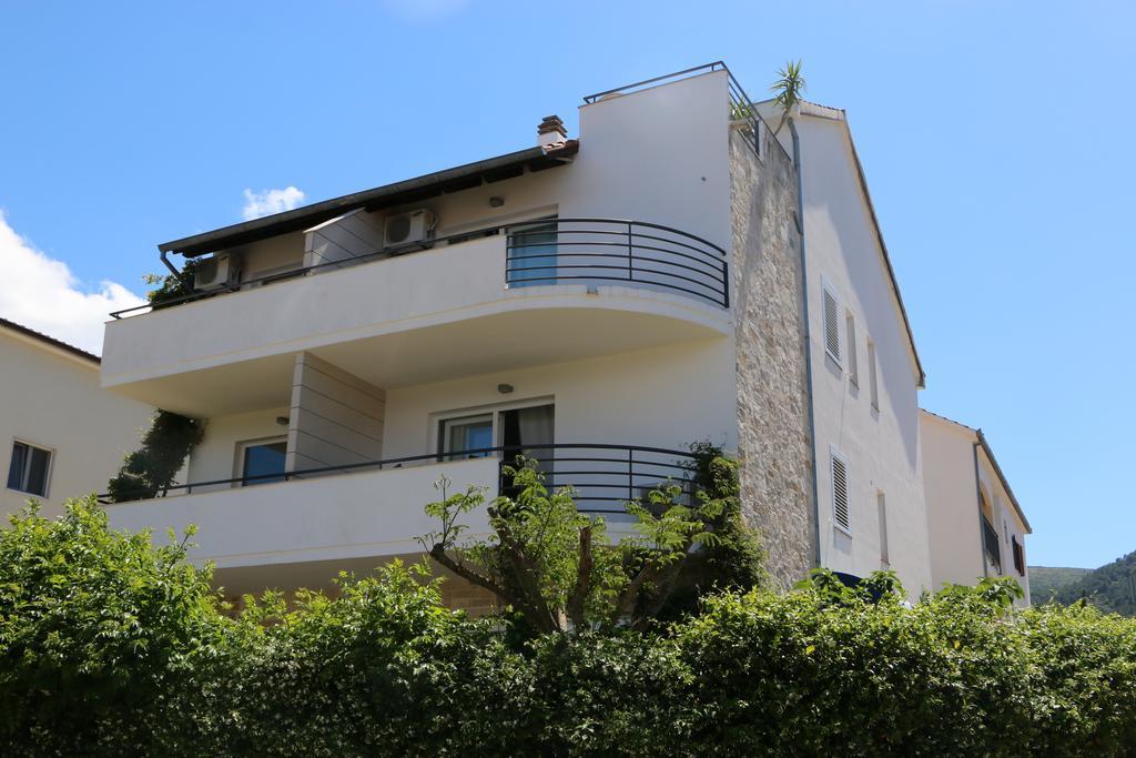 Anchor Apartments สตารีกราด ภายนอก รูปภาพ