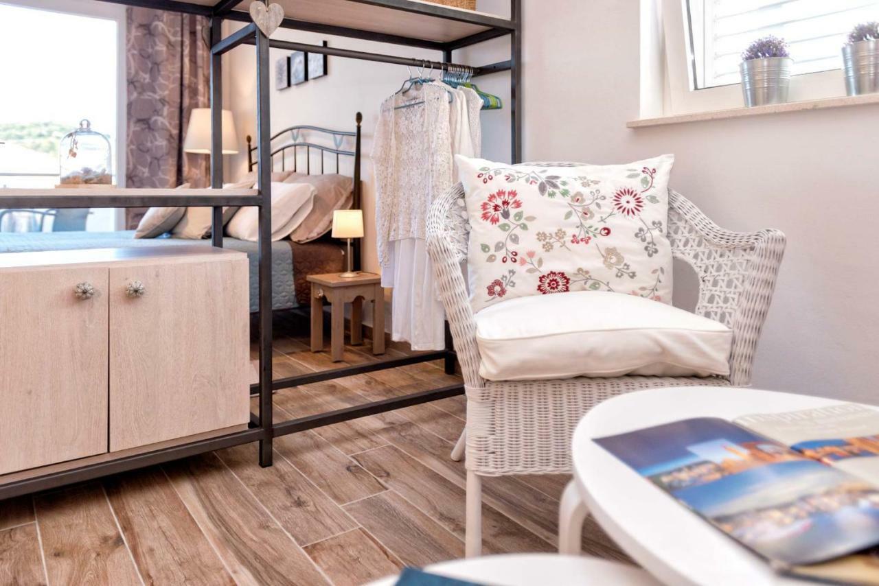 Anchor Apartments สตารีกราด ภายนอก รูปภาพ