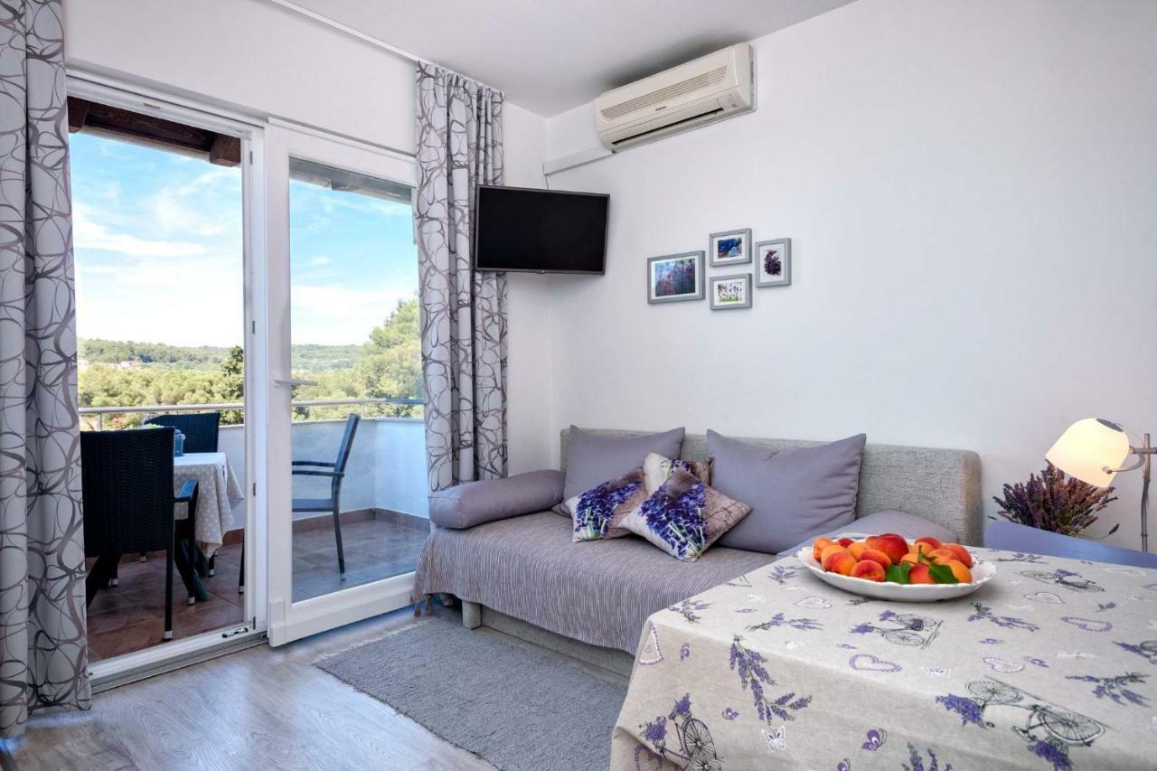 Anchor Apartments สตารีกราด ภายนอก รูปภาพ